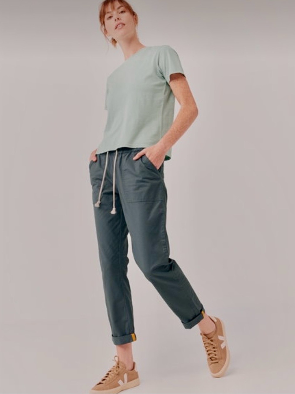 NWOT Pact Women's Woven Twill Roll Up
Elastic Waist Drawstring Size XS Blue